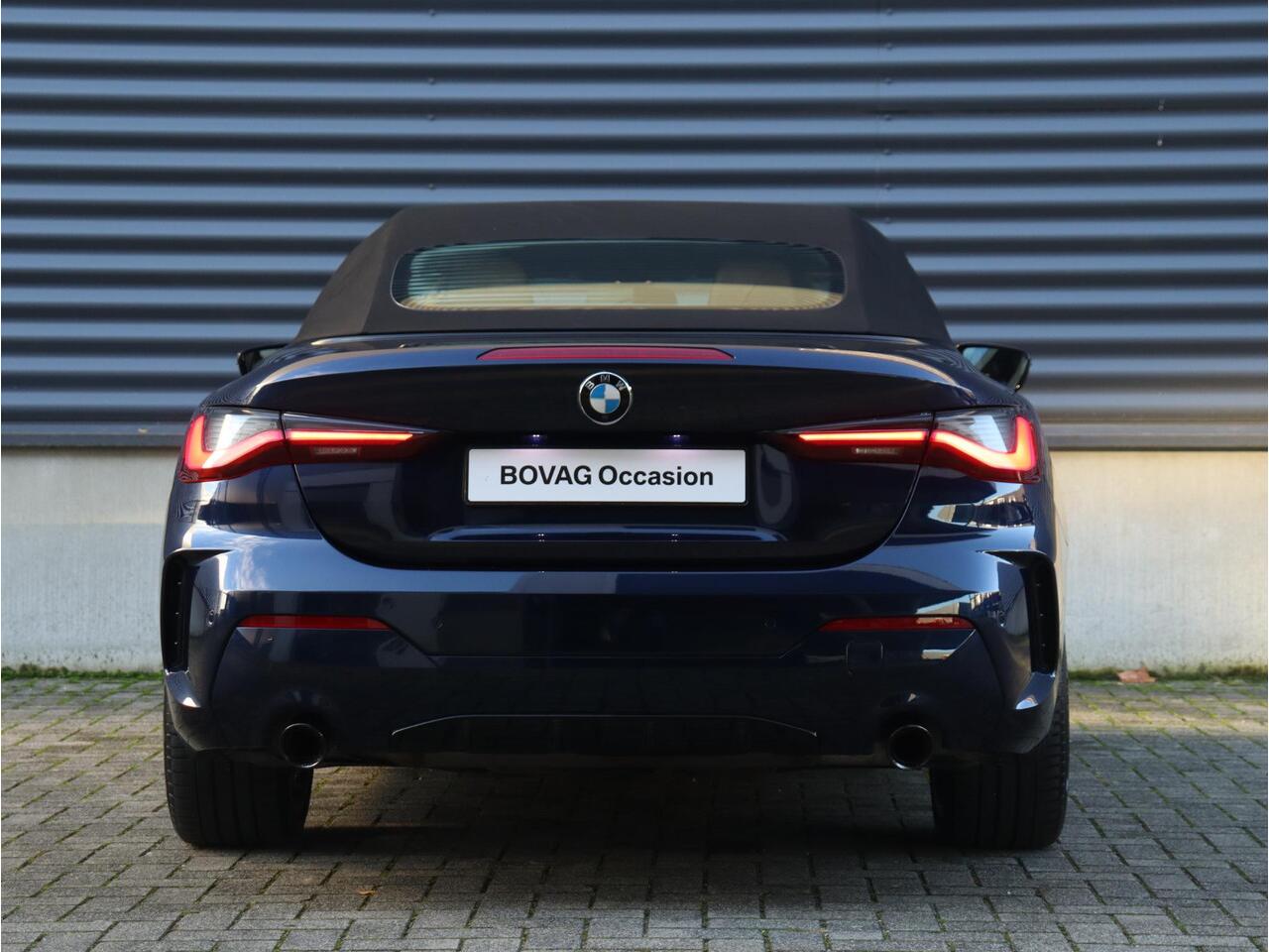 BMW 4-SERIE Cabrio 430i | High Executive | M Sportpakket | Harman Kardon | Comfort Access | Laserlight | Camera | M Sportremmen | 19'' LMV