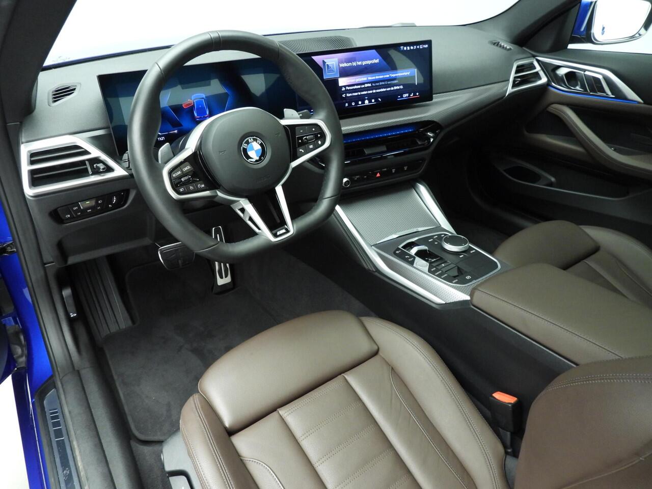 BMW 4-SERIE Coupé 420i | M-Sportpakket | LED | Leder | Navigatie | Sportstoelen | Schuifdak | Stoelverwarming | DAB | Alu 19 inch