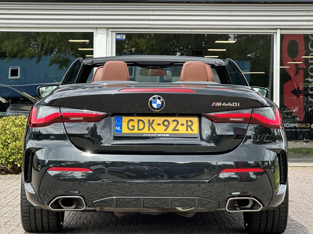 BMW 4-SERIE Cabrio M440i xDrive | Individual | CoPilot | H&K | Curved display | Laser