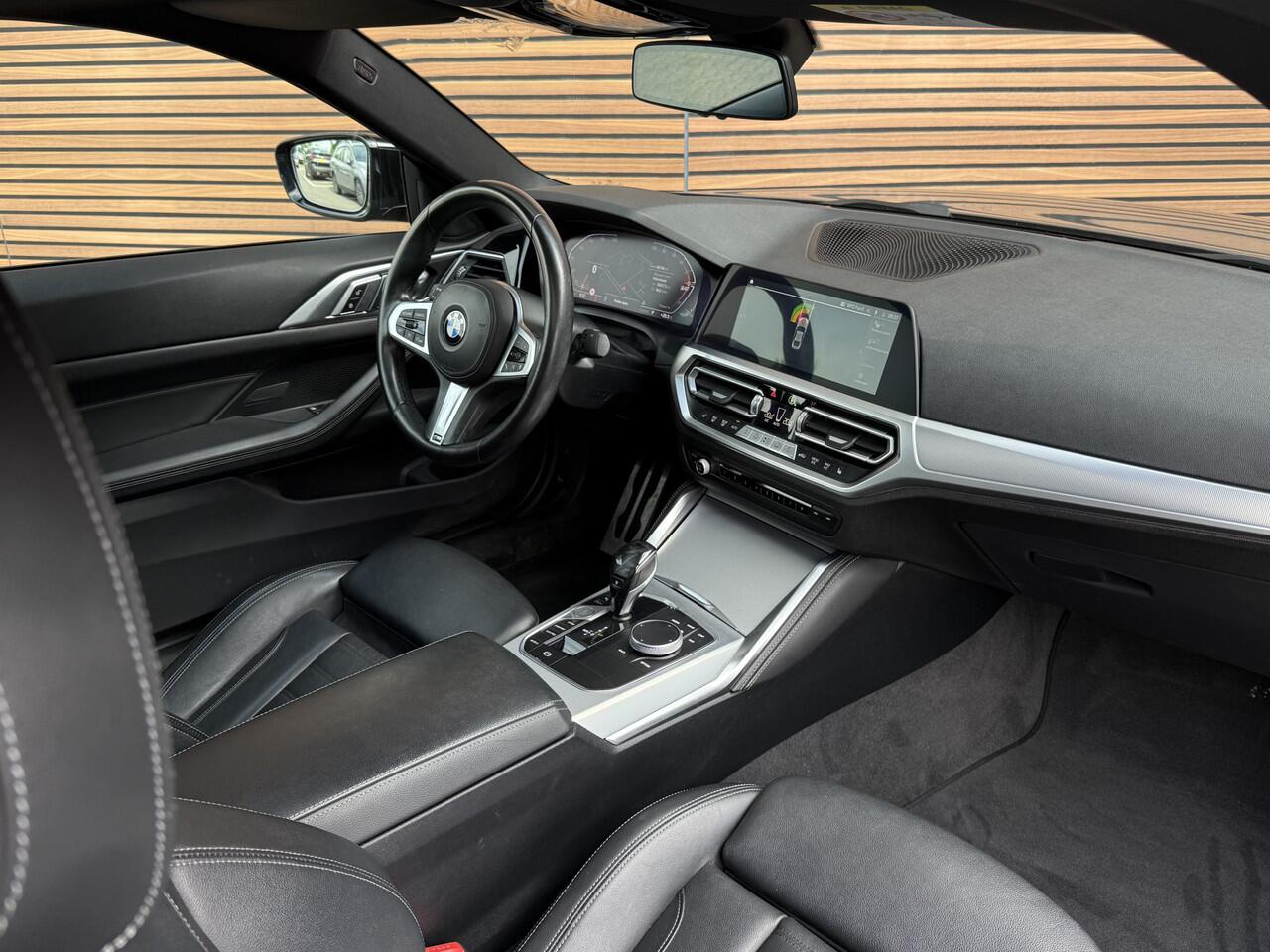 BMW 4-SERIE Coupé 420i High Executive M-Pakket Head-Up / Schuifdak / Night Pakket / Laser Led / Leer