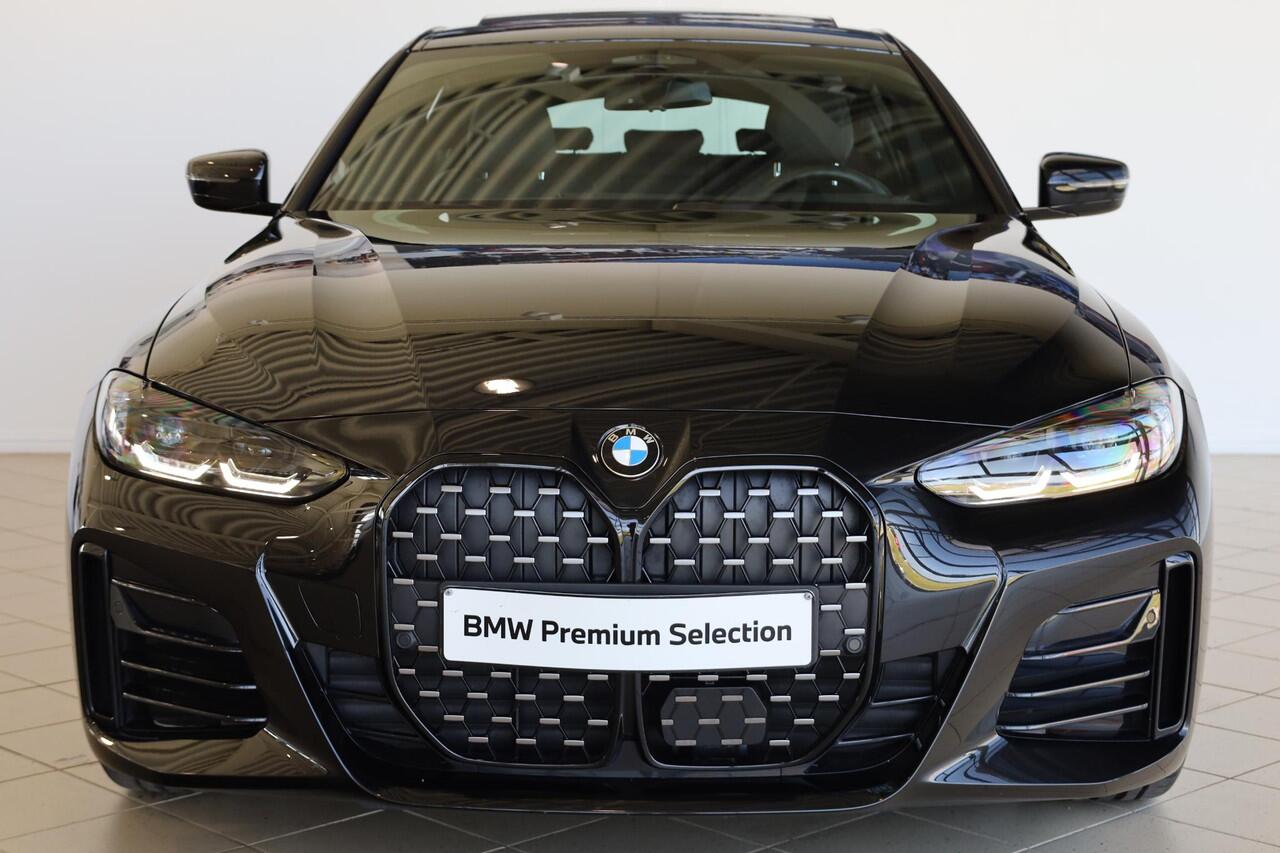 BMW 4-SERIE Gran Coupé 430i | M Sportpakket Pro | Achteruitrijcamera | Elektrisch glazen schuif-/kanteldak | Elektrisch verwarmde voorstoelen |