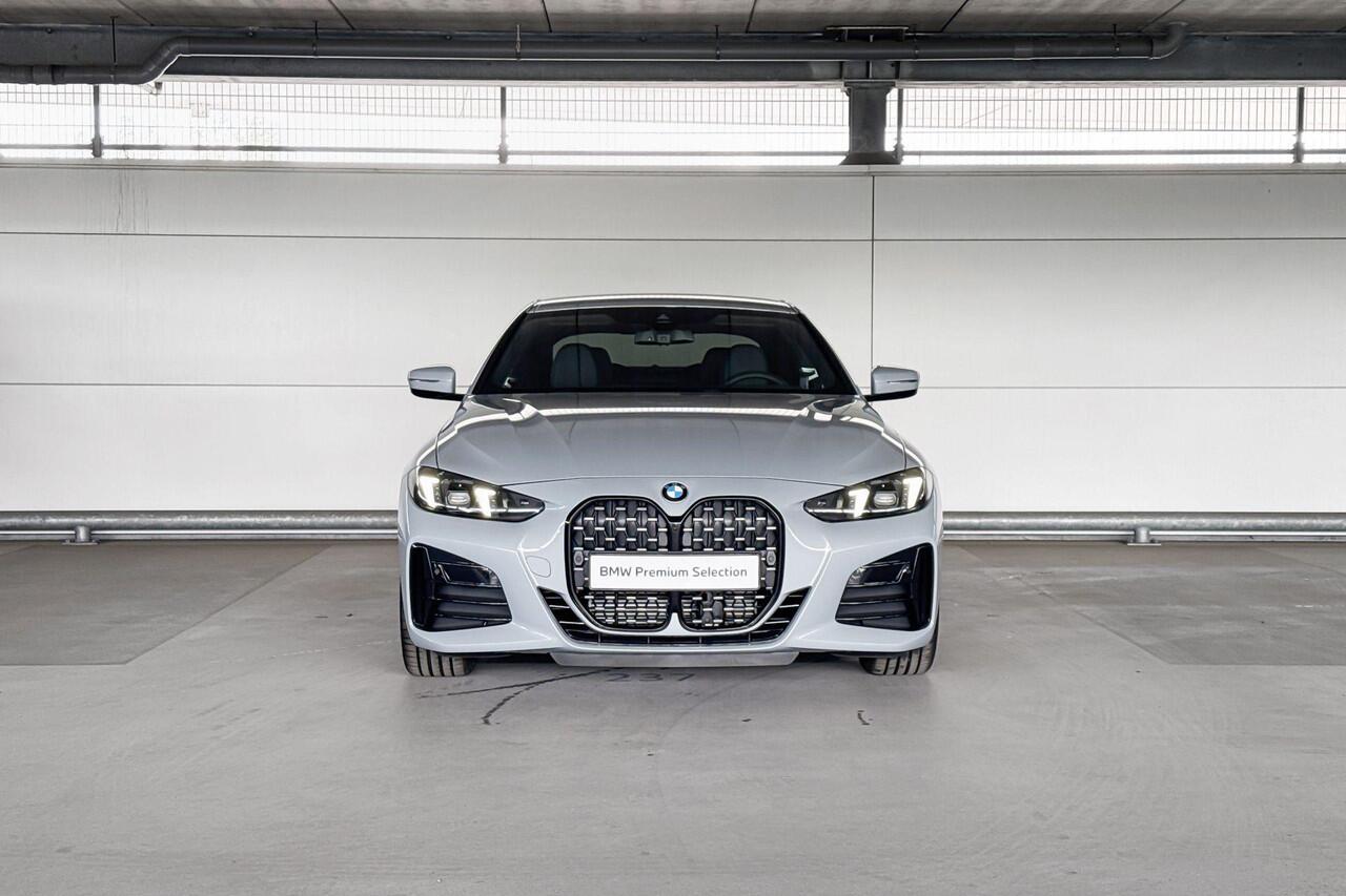 BMW 4-SERIE Coupé 420i | Selections