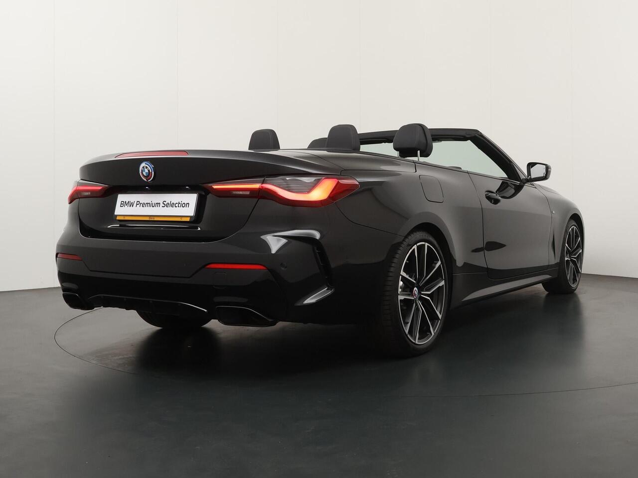 BMW 4-SERIE Cabrio M440i xDrive High Executive | 19inch | M-Sportpakket