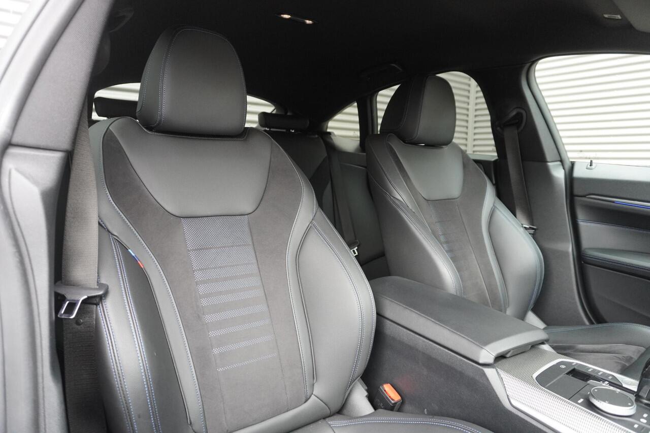 BMW 4-SERIE Gran Coupé M440i Parking Assistant Plus | HiFi System | Variable Sport Steering | Extra getint glas | M Sportremsysteem Blau | M Sportdifferentieel