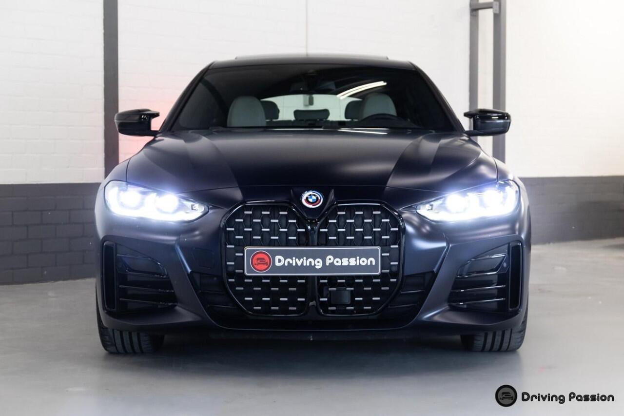 BMW 4-SERIE M440i xDrive Gran Coupé G26 | Orig. NL | Indiv. Tanz. Blauw | Xpel stealth | 1 eig.