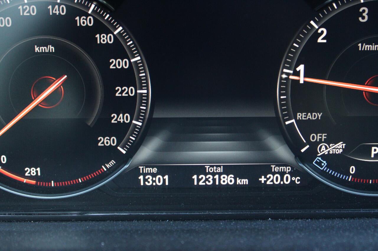 BMW 4-SERIE Gran Coupé 418i M Sport High Executive Automaat - Dealer onderhouden - Nederlandse auto 19 inch - Zwart leder - Stoelverwarming - Camera