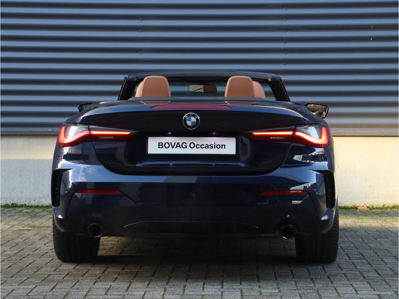 BMW 4-SERIE Cabrio 430i | High Executive | M Sportpakket | Harman Kardon | Comfort Access | Laserlight | Camera | M Sportremmen | 19'' LMV