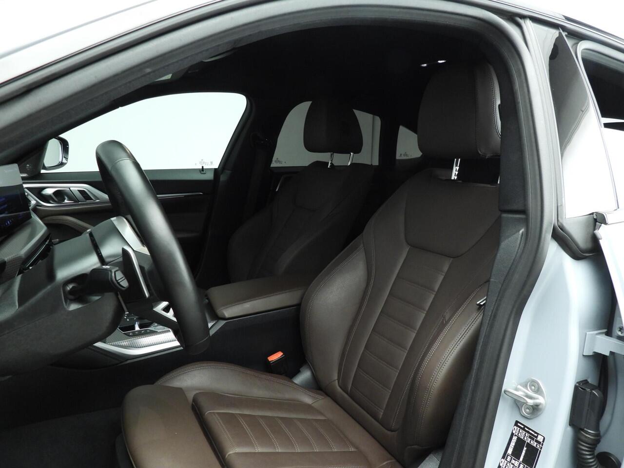 BMW 4-SERIE Gran Coupe 430i xDrive | M-Sportpakket | LED | Leder | HUD | Active cruise | DAB | Harman-kardon sound | Alu 18 inch