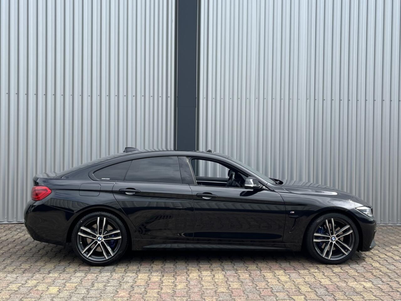 BMW 4-SERIE 418i High Executive M-Sport | Panorama Dak | HUD | Harman Kardon