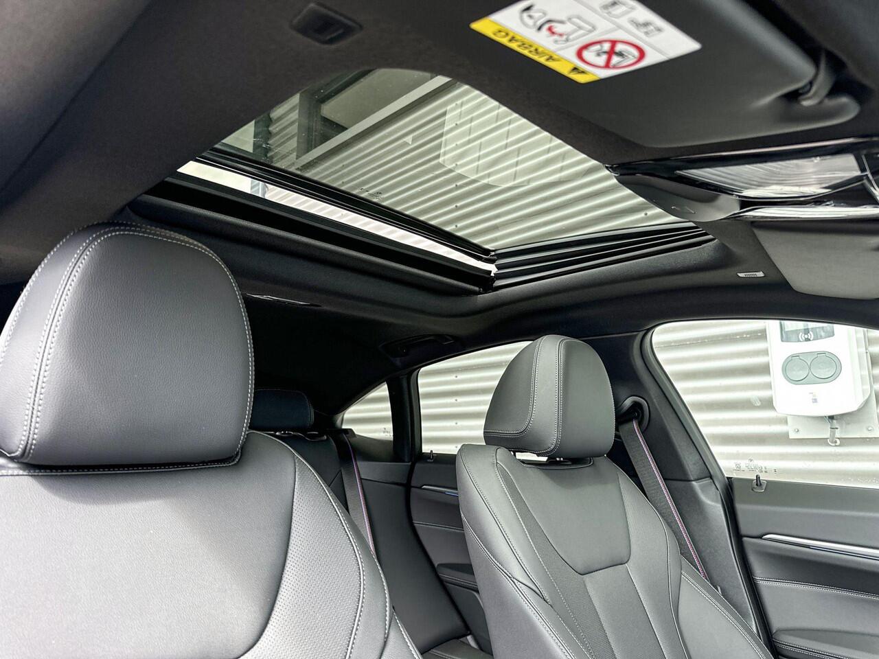 BMW 4-SERIE Gran Coupé 420i M Sportpakket Pro / Comfort Pack / Schuif-/kanteldak