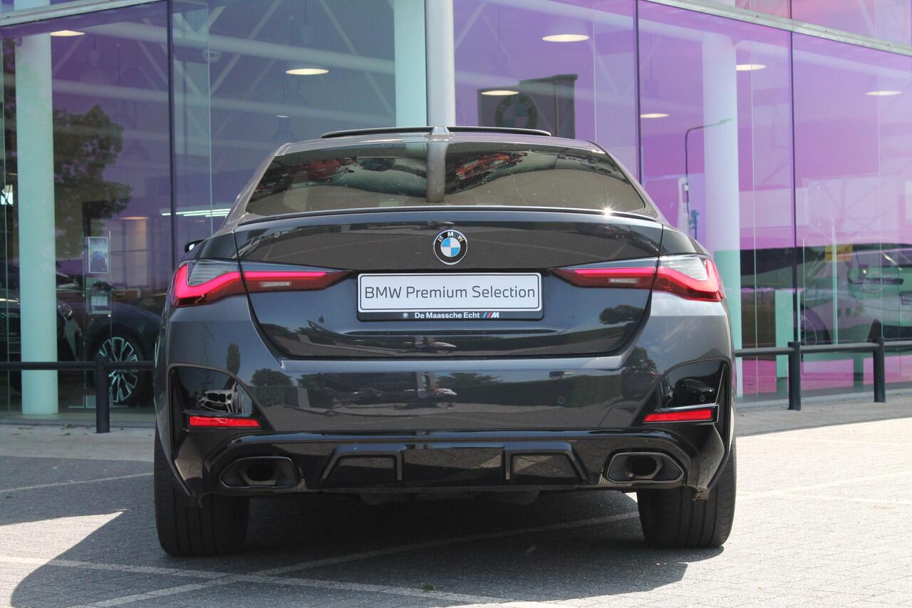 BMW 4-SERIE Gran Coupé M440i xDrive High Executive Automaat / Schuif-kanteldak / Laserlight / M Adaptief onderstel / Parking Assistant Plus / Comfort Access