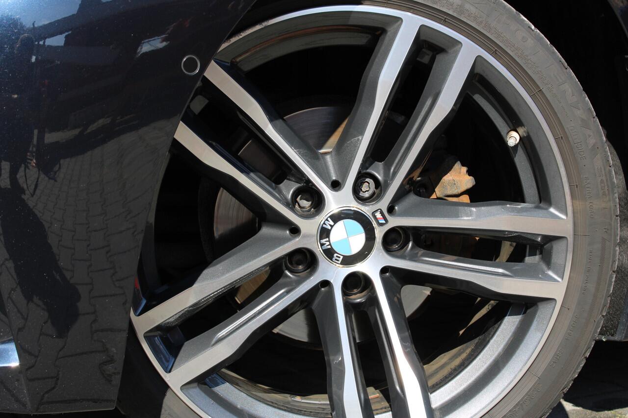 BMW 4-SERIE Gran Coupé 418i M Sport High Executive Automaat - Dealer onderhouden - Nederlandse auto 19 inch - Zwart leder - Stoelverwarming - Camera