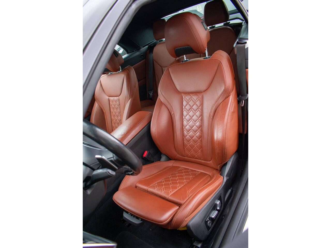 BMW 4-SERIE Cabrio 430i High Executive M-Sport H&K-19"- Keyless-Nekverw.-Trekhaak-Stuur/Stoelverw-Dravitegrau