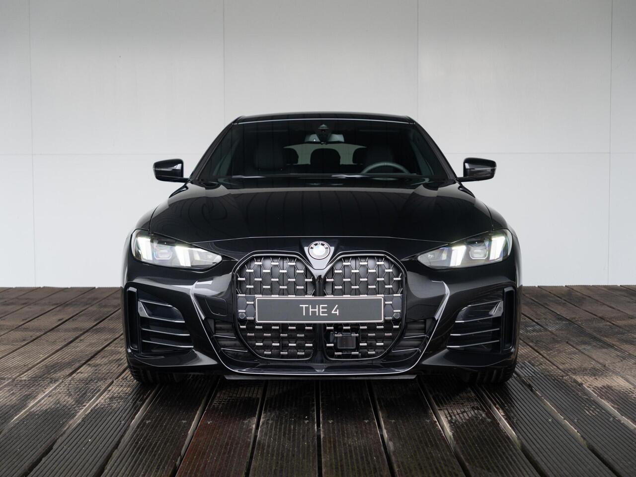 BMW 4-SERIE 420i Gran Coupé | M Sportpakket Pro | Comfort Pack | Showroom Selection