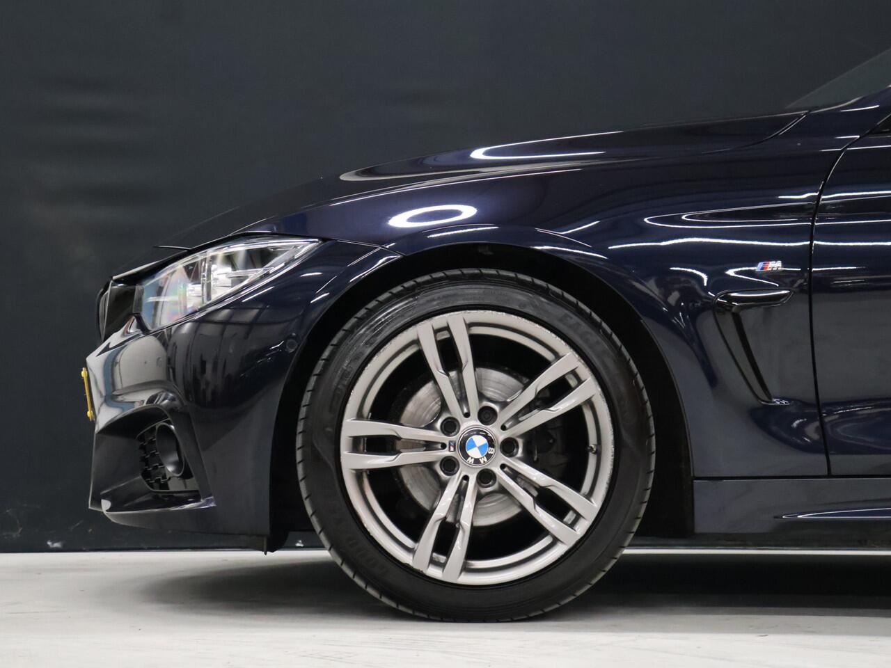 BMW 4-SERIE Gran Coupé 418i M Sport [HEAD-UP, SCHUIFKANTELDAK, ELEKTRISCHE STOELEN, CAMERA, PDC 360, STOELVERWARMING, BLUETOOTH TELEFOON, M-PAKKET, NIEUWSTAAT]