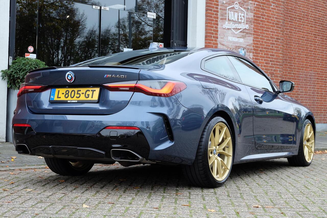 BMW 4-SERIE Coupé M440i xDrive High Executive / Carbon / M Performance / Uniek
