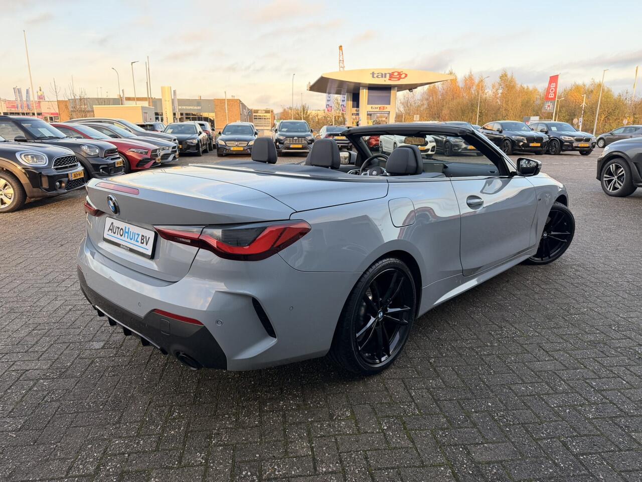 BMW 4-SERIE Cabrio 430i High Executive M Sport 19 Inch Leer Elek Stoelverstelling Nekverwarming Stuurwielverwarming ACC Brooklyn Grau Metallic