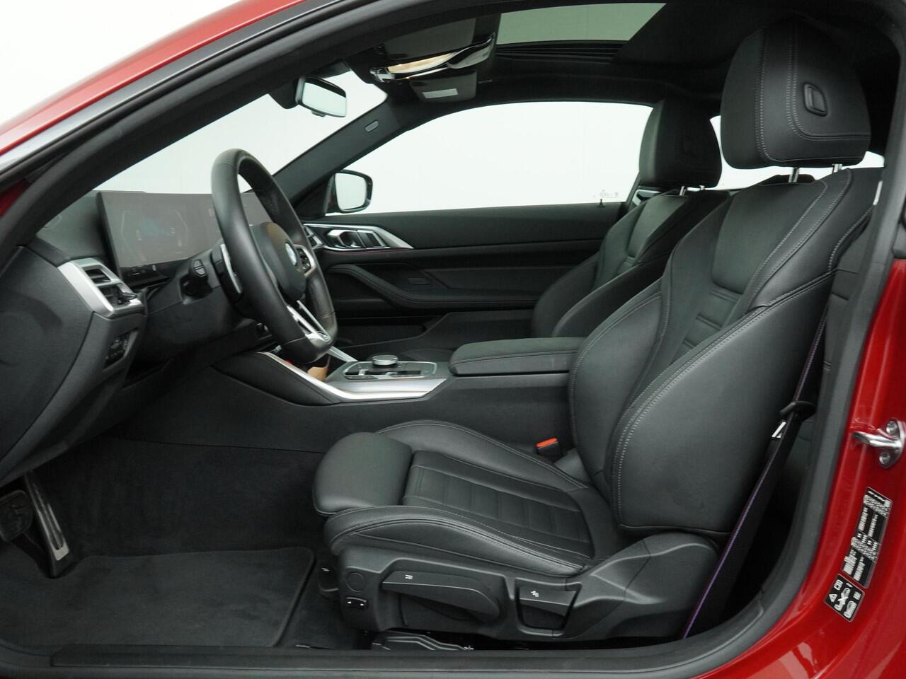 BMW 4-SERIE Coupé 430i xDrive Glazen Schuif-/kanteldak | Leder | HiFi | Stoelverwarming | Camera | Parkeersensoren V+A |