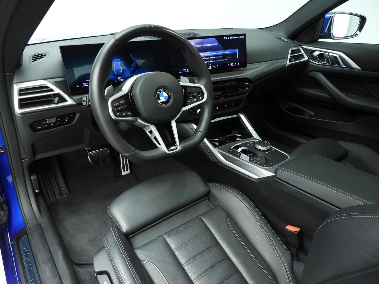 BMW 4-SERIE Coupe 430i xDrive | M-Sportpakket | LED | Leder | Navigatie | Schuifdak | Stoelverwarming | Sportstoelen | DAB | Hifi speakers | Alu 18 inch