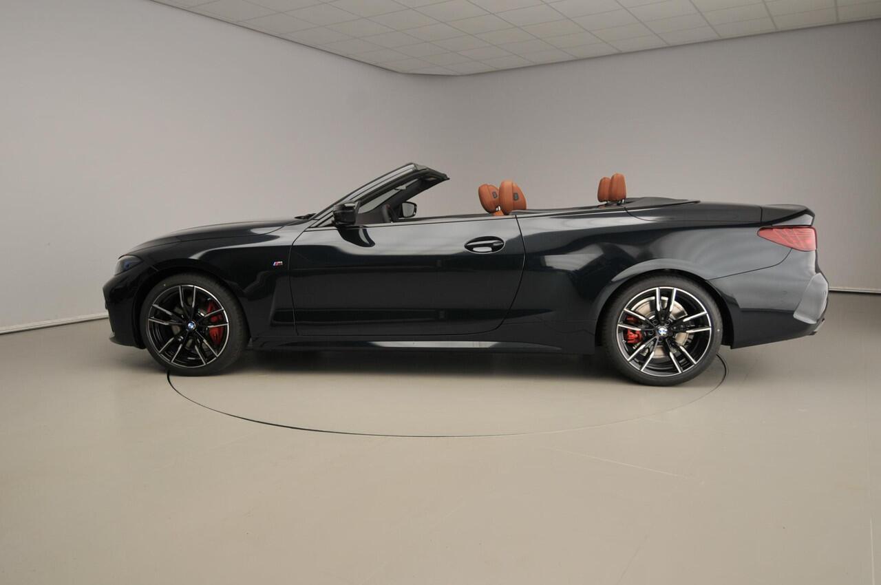 BMW 4-SERIE M440i xDrive Cabrio | M Sportpakket Pro | Innovation Pack | Comfort Pack