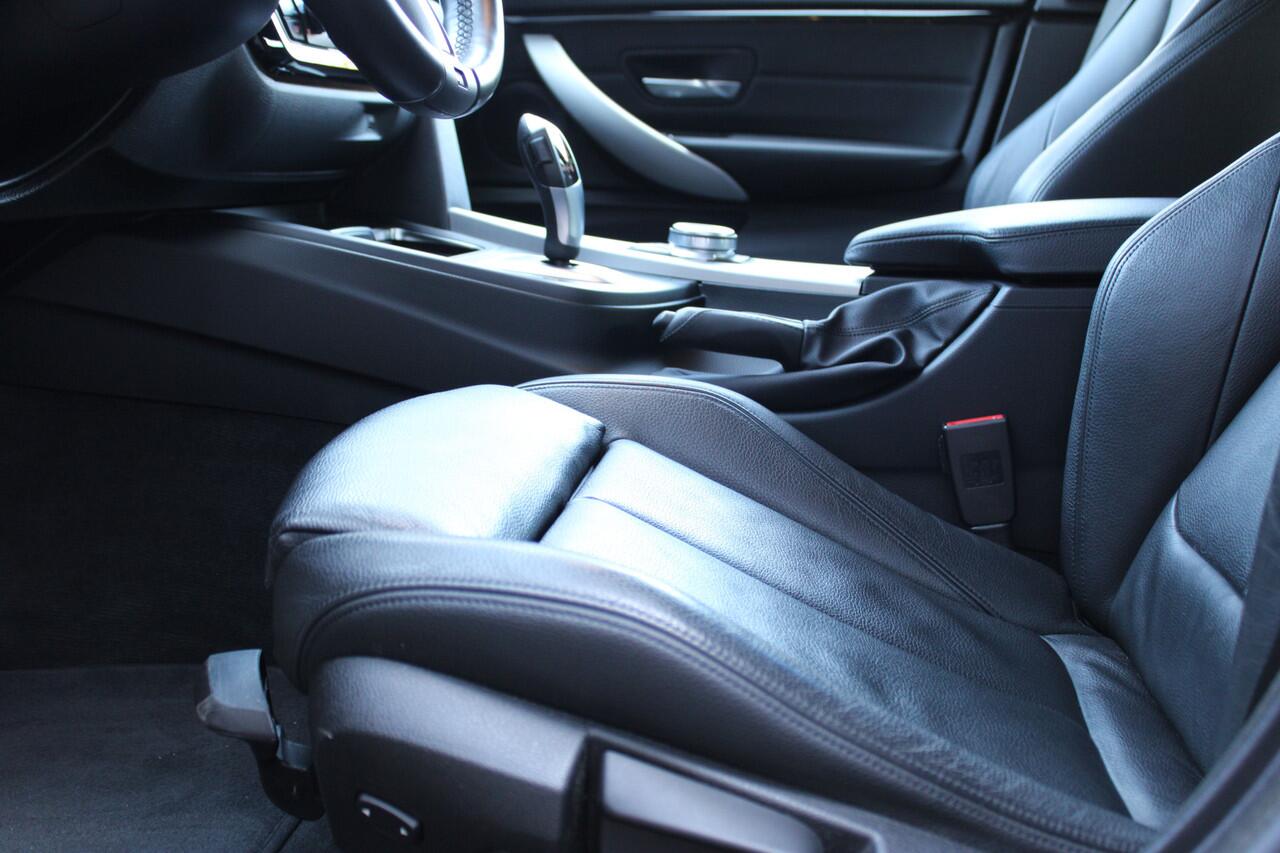 BMW 4-SERIE Gran Coupé 418i M Sport High Executive Automaat - Dealer onderhouden - Nederlandse auto 19 inch - Zwart leder - Stoelverwarming - Camera