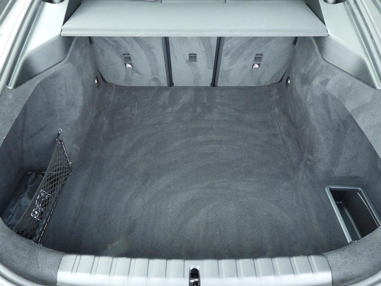 BMW 4-SERIE Gran Coupe 420i | M-Sportpakket | LED | Leder | HUD | Active cruise | Stoelverwarming | Keyles go | DAB | Hifi speakers | Alu 18 inch