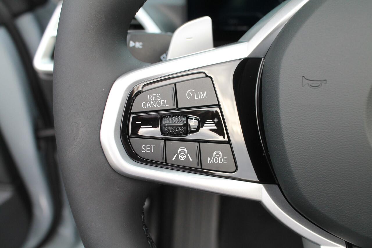 BMW 4-SERIE Cabrio 420i High Executive M Sport Automaat / Air Collar / Parking Assistant Plus / Comfort Access / Stuurverwarming / M Sportonderstel / Live Cockpit Professional