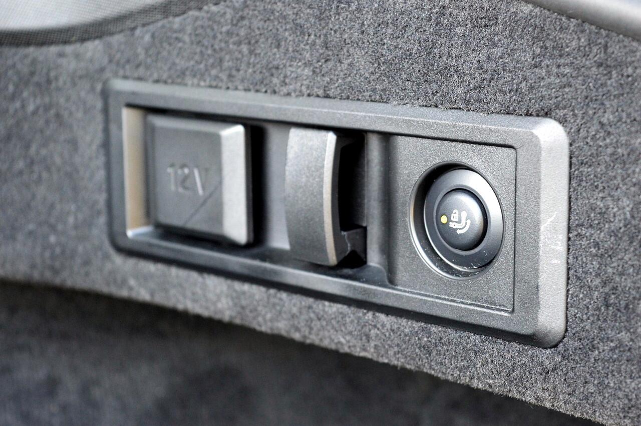 BMW 4-SERIE Gran Coupé M440i xDrive Business Edition Plus Rijklaarprijs-Garantie Schuifdak M Stoelen Laser Camera