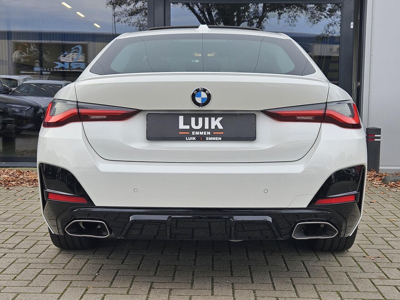 BMW 4-SERIE Gran Coupé 440i High Executive M-Sport + LASER + INDIVIDUAL + SCHUIFDAK + HARMAN KARDON + KEYLESS