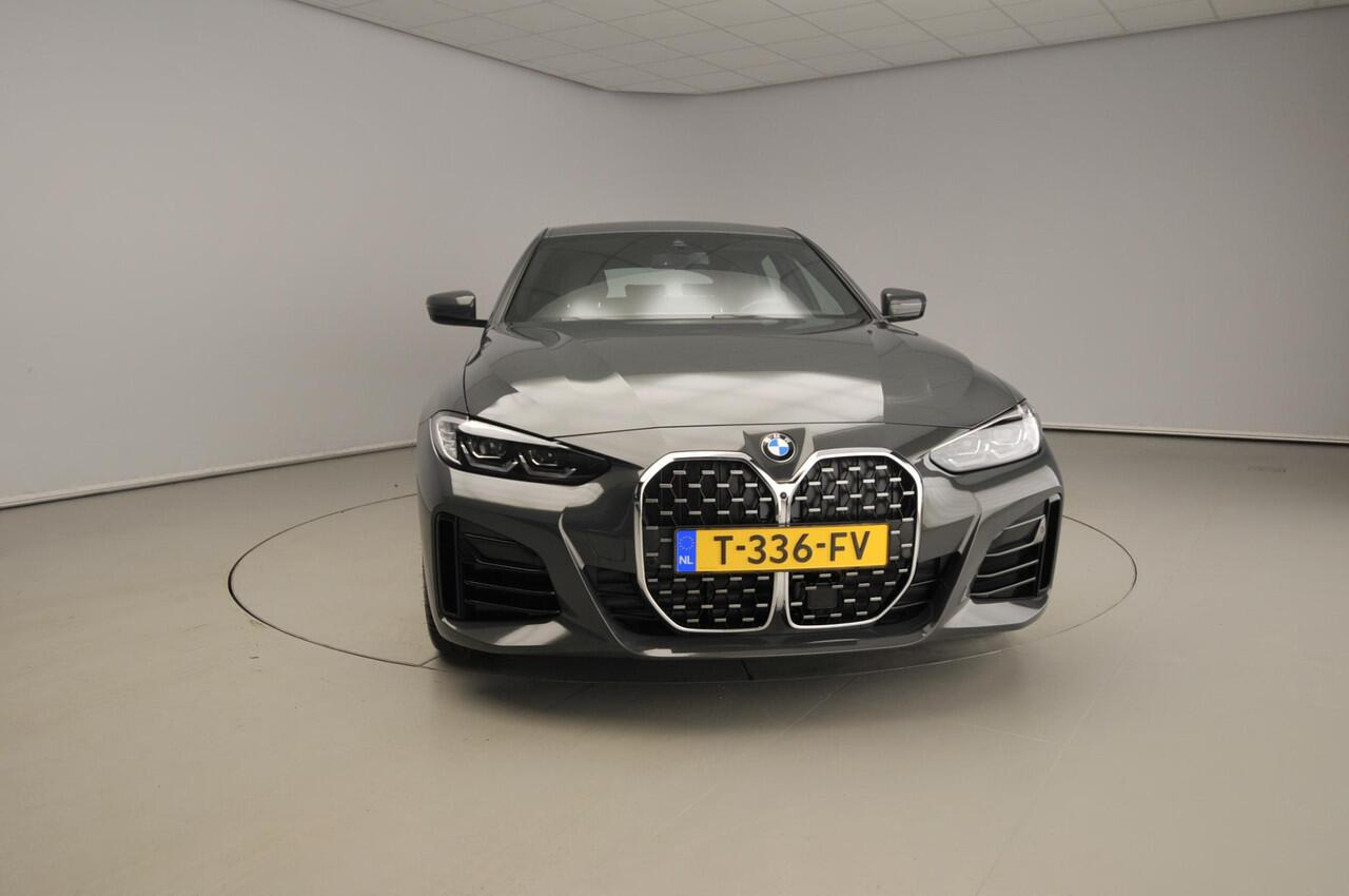 BMW 4-SERIE Gran Coupe 420i | M-Sportpakket | LED | Leder | HUD | Trekhaak | Active cruise | DAB | Hifi speakers | Alu 18 inch
