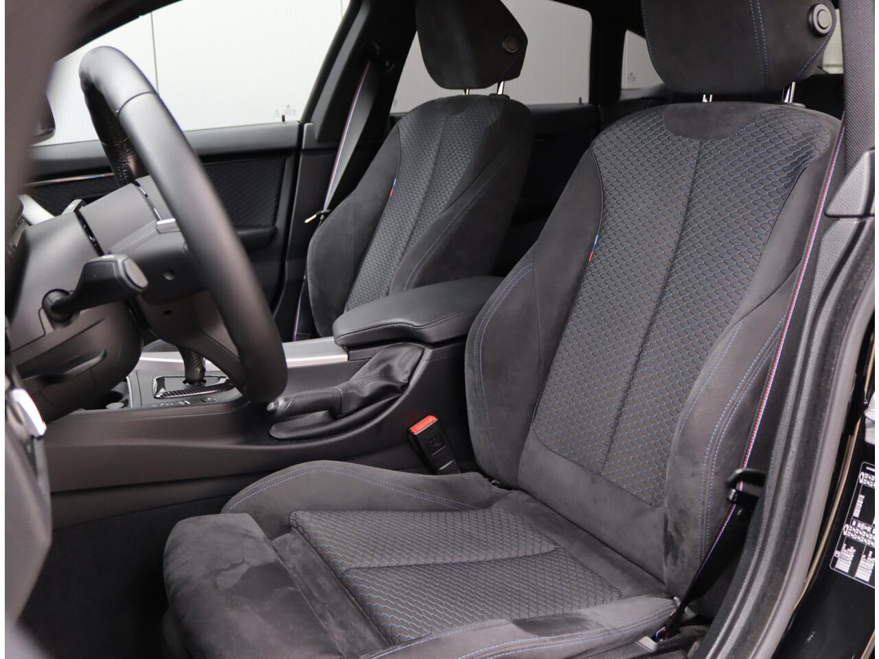 BMW 4-SERIE Gran Coupé 418i High Executive Edition | Head-up | Camera | NAP