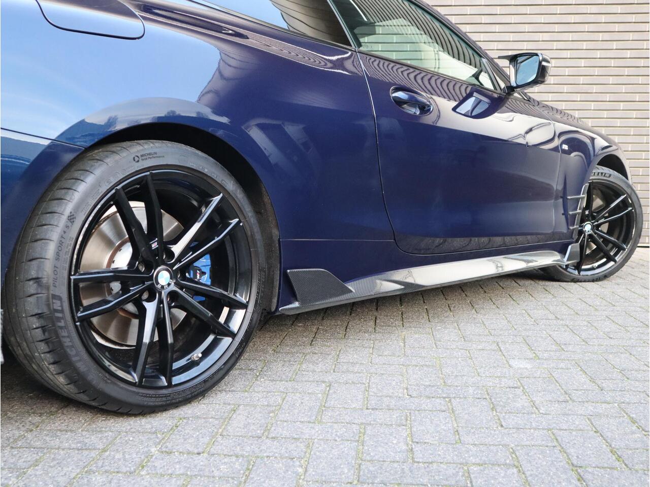 BMW 4-SERIE Coupé 430i High Executive M Sport / Automaat / Laser LED / Sportstoelen / 19 Inch / HarmanKardon / Head Up Display /