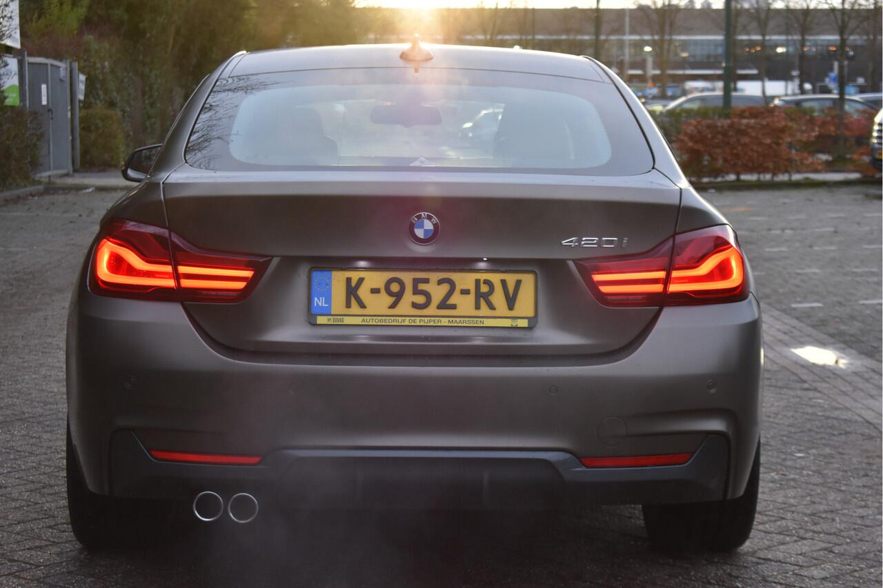 BMW 4-SERIE Gran Coupé 420i M-Sport Individual High Executive Edition | NL-Auto | Frozen Bronce Metallic | Leder | Stoelverwarming | Carplay | DAB | Virtual cockpit | Sportstoelen | NAP