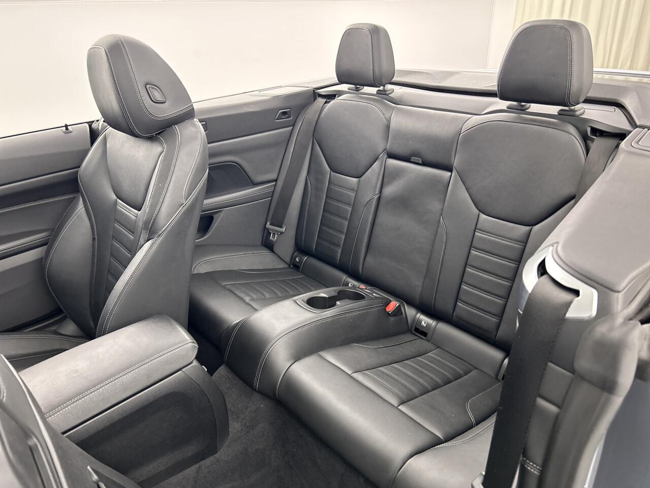 BMW 4-SERIE Cabrio 420i M-Sport High Exe. Sportstoelen/Memory/Leder/18'LMV