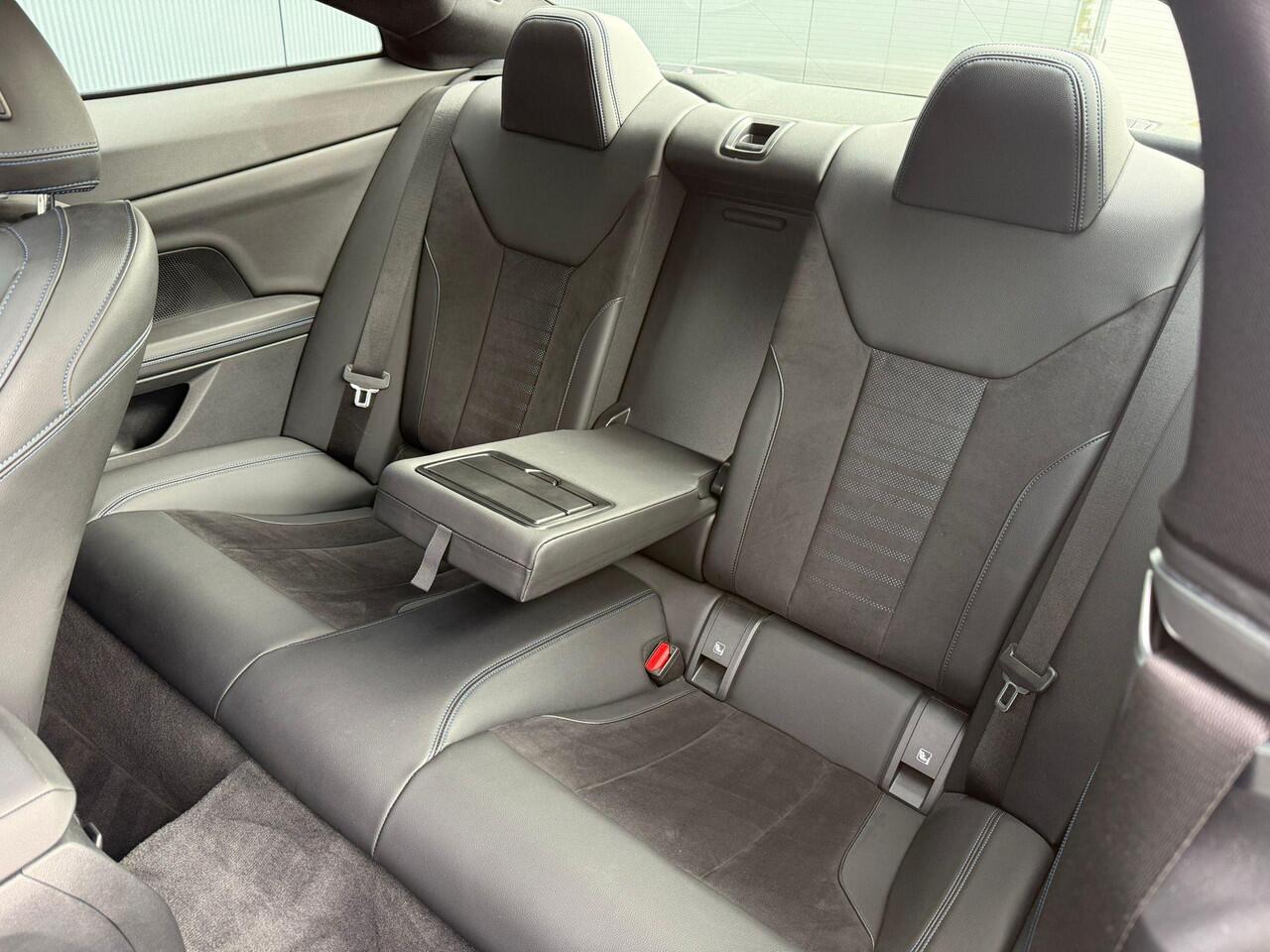 BMW 4-SERIE Coupé 430i M-Sport / Leder / Pano / Camera