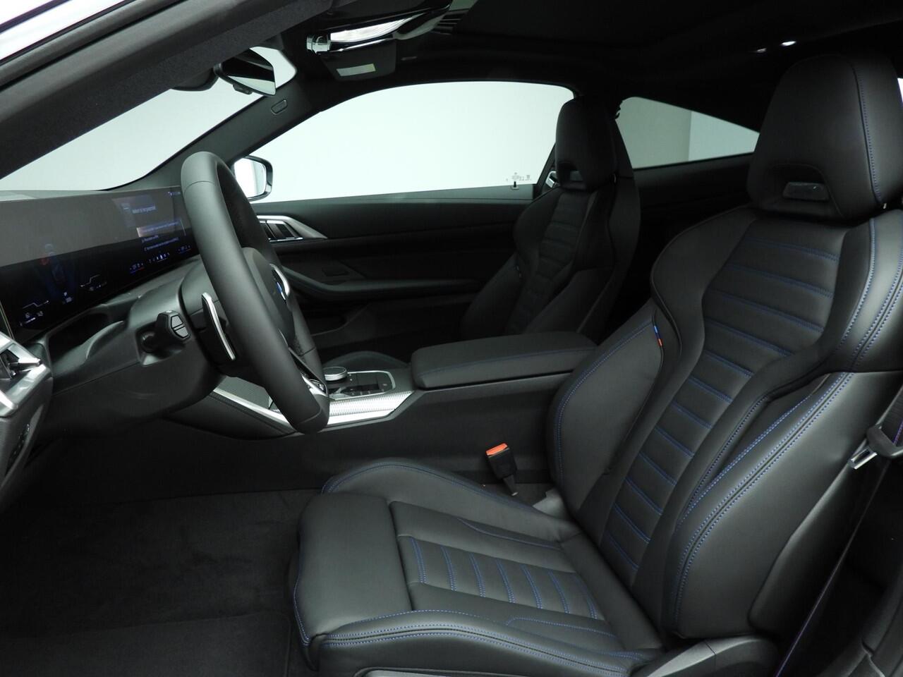 BMW 4-SERIE 430i xDrive Coupé | M Sportpakket Pro | Innovation Pack | Comfort Pack