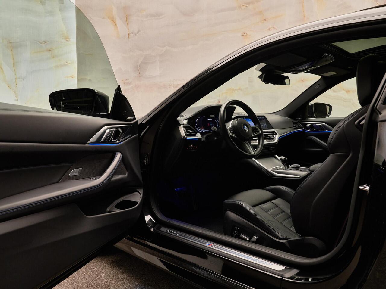 BMW 4-SERIE Coupé M440i M Sport Pro, 20", schuifdak, M stoelen, H/K, laser, HUD, ACC, leder, keyless