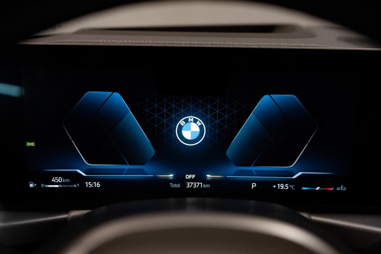 BMW 4-SERIE 420i M-Sport 184 PK Aut Cabriolet, Head-up, Harman Kardon, El.trekhaak, Leder, 19 M-sport LM