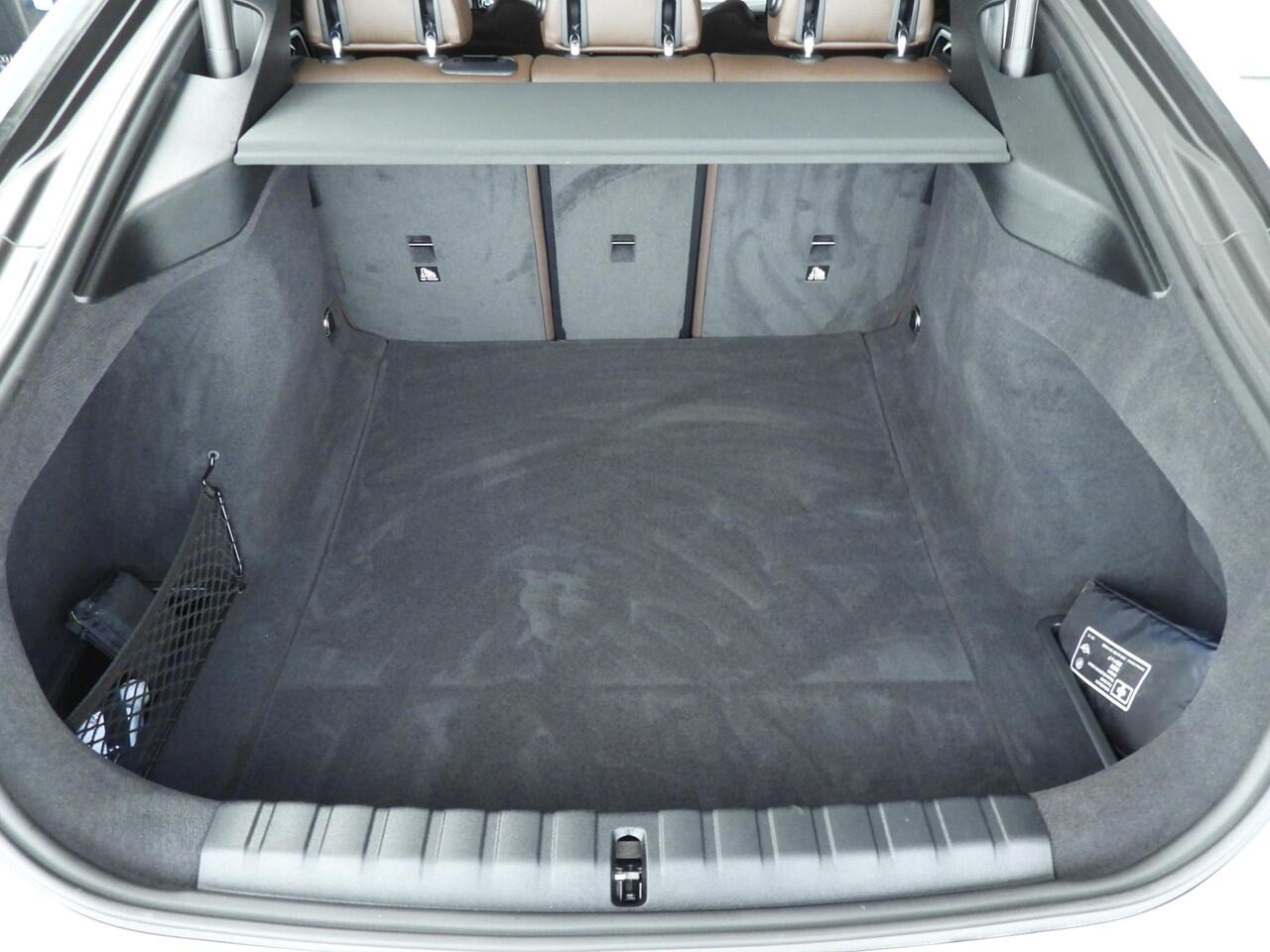 BMW 4-SERIE Gran Coupe 430i xDrive | M-Sportpakket | LED | Leder | HUD | Active cruise | DAB | Harman-kardon sound | Alu 18 inch