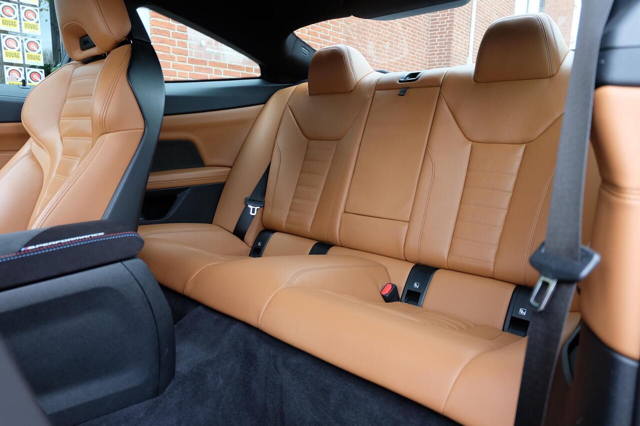 BMW 4-SERIE Coupé M440i xDrive High Executive / Carbon / M Performance / Uniek