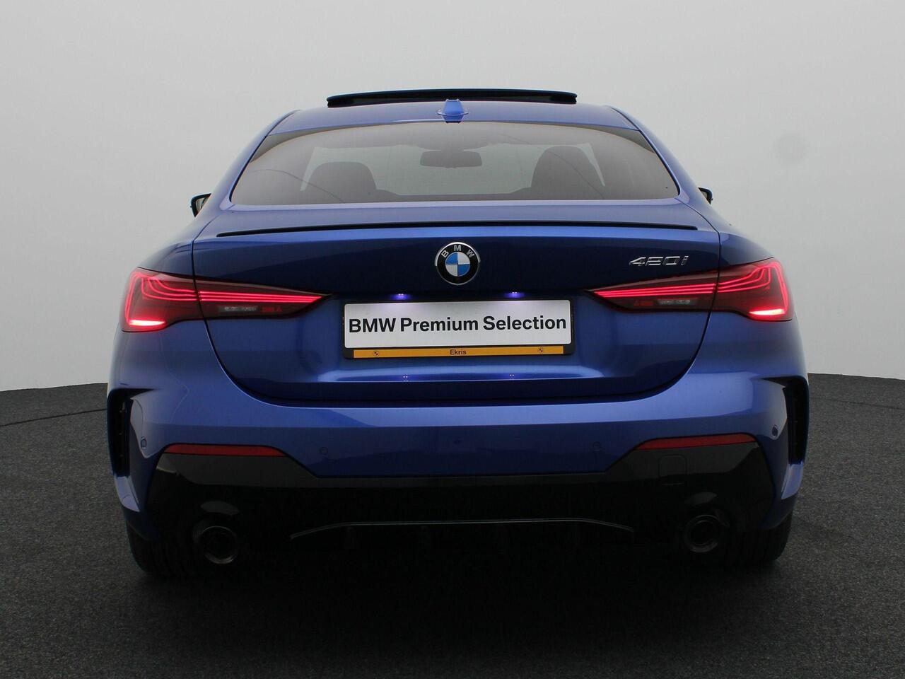 BMW 4-SERIE Coupé 420i | M Sportpakket Pro | Innovation Pack | Comfort Pack | Schuifdak | Comfort Access | Driving Assistant Professional | DAB | HiFi| 19'' | Ekris Selection