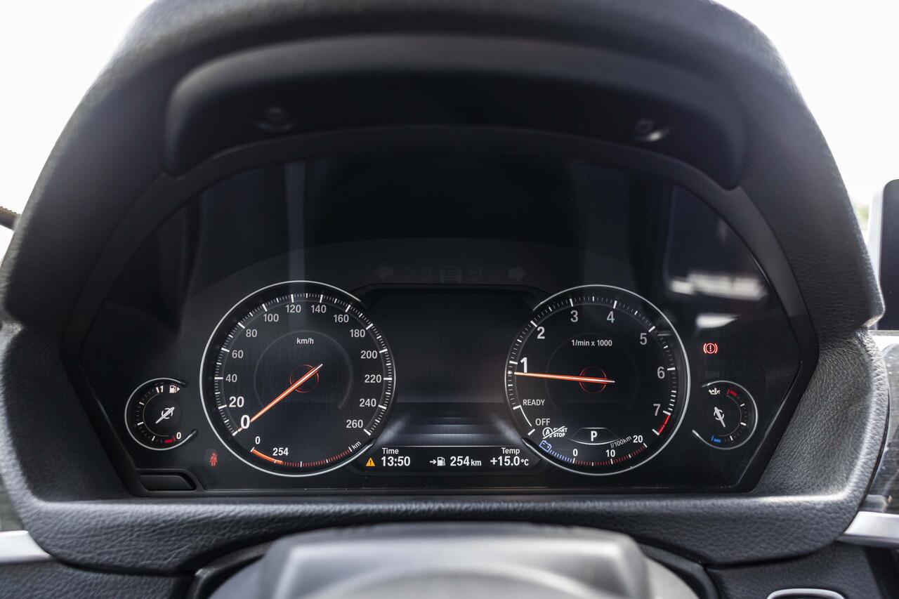 BMW 4-SERIE Cabrio 420i High Executive | Nekverwarm. | Camera | NL Auto