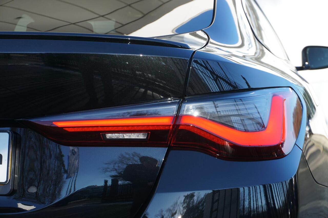 BMW 4-SERIE Gran Coupé 420i M Sportpakket Pro | High Executive | Safety Pack | Elektrisch bediend glazen schuif-/kanteldak | Ekris Selection