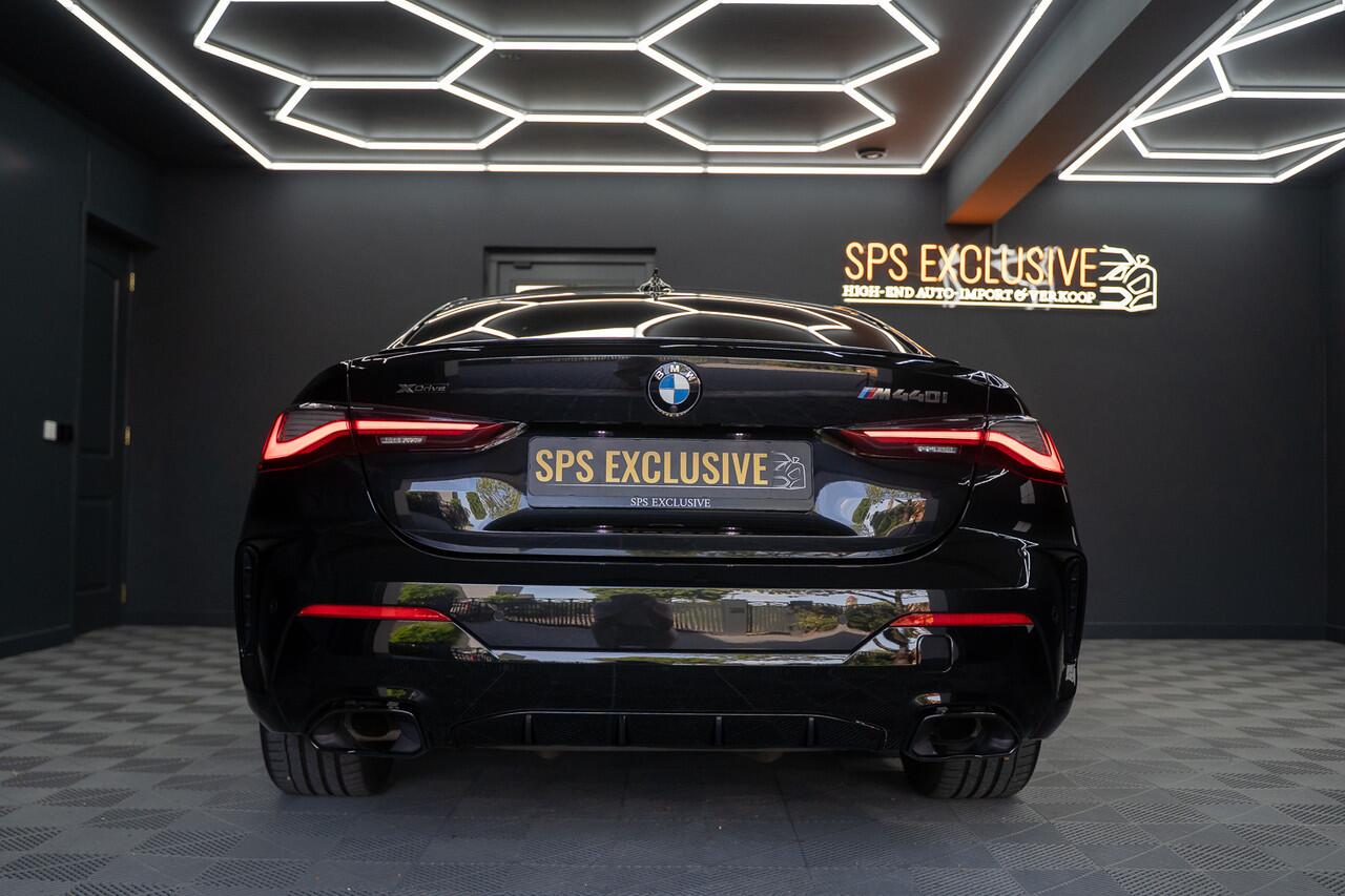 BMW 4-SERIE Coupé M440i xDrive High Executive / Adaptive / Pano / 360 / Individual / Stoelverwarming / Memory / Carplay