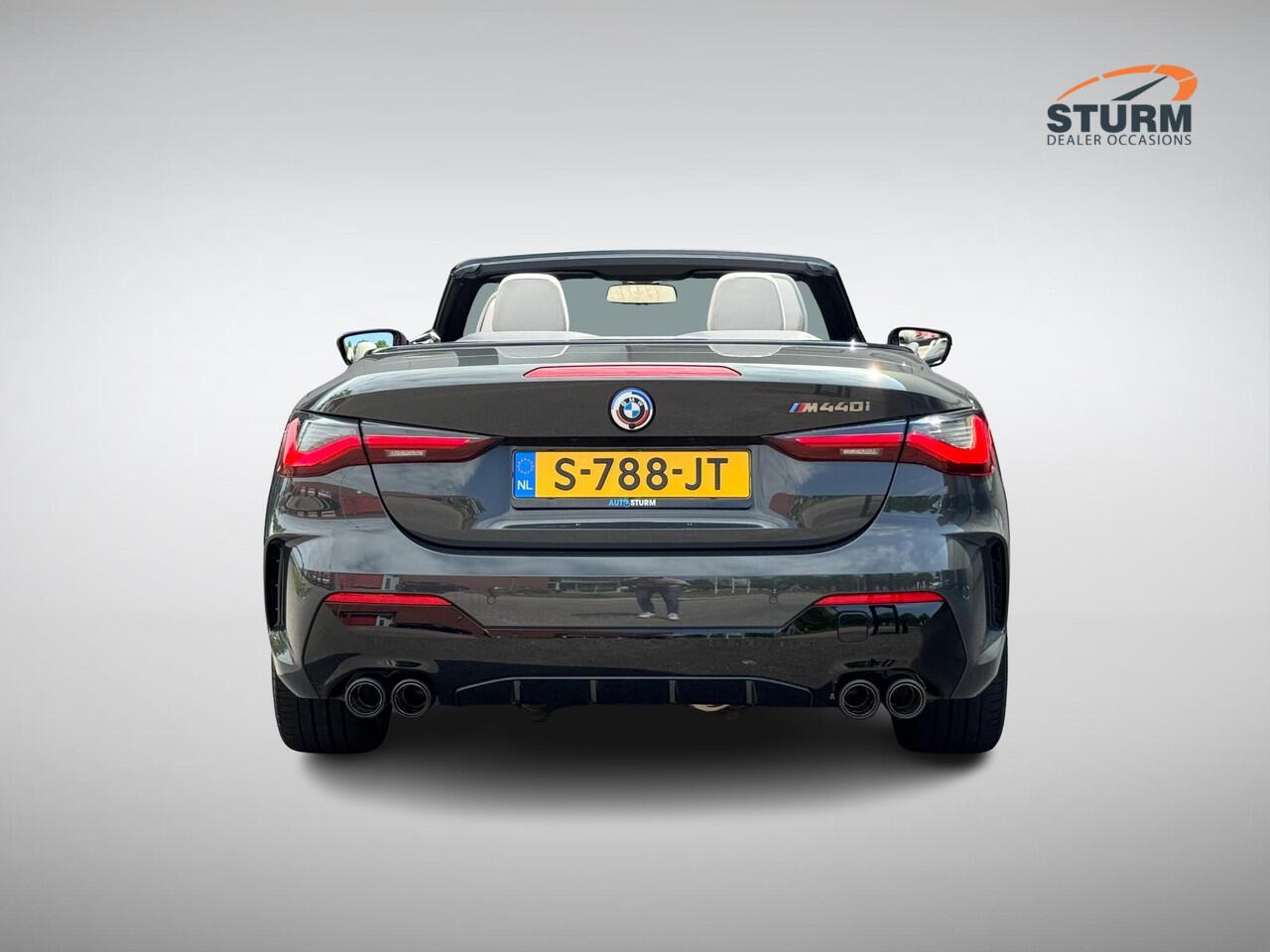 BMW 4-SERIE Cabrio M440i xDrive High Executive M Sport Pro NL-Auto NP. ¤121.000! | Trekhaak Uitklapbaar | Nekverwarming | 360° Camera | Individual Interieur | Head-Up Display | Rijklaarprijs!
