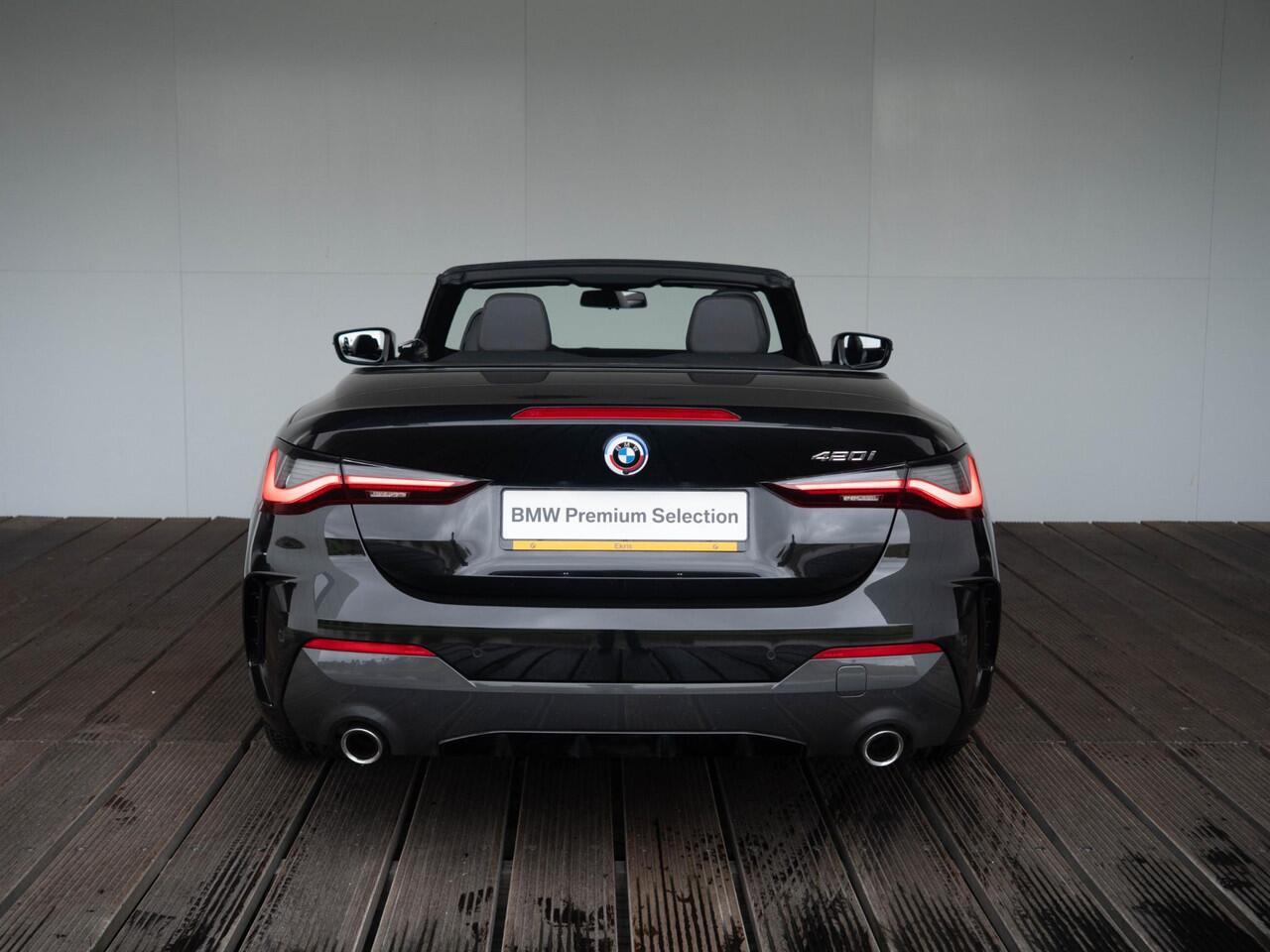 BMW 4-SERIE Cabrio 420i | M Sportpakket | Stuurwielverwarming | Adaptief M Onderstel | Driving Assistant | HiFi | Comfort Access