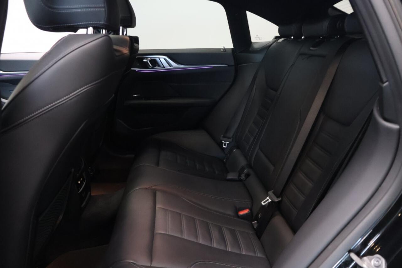 BMW 4-SERIE Gran Coupé M440i xDrive 375pk | Carbon | Schuifdak | Leder | H&K