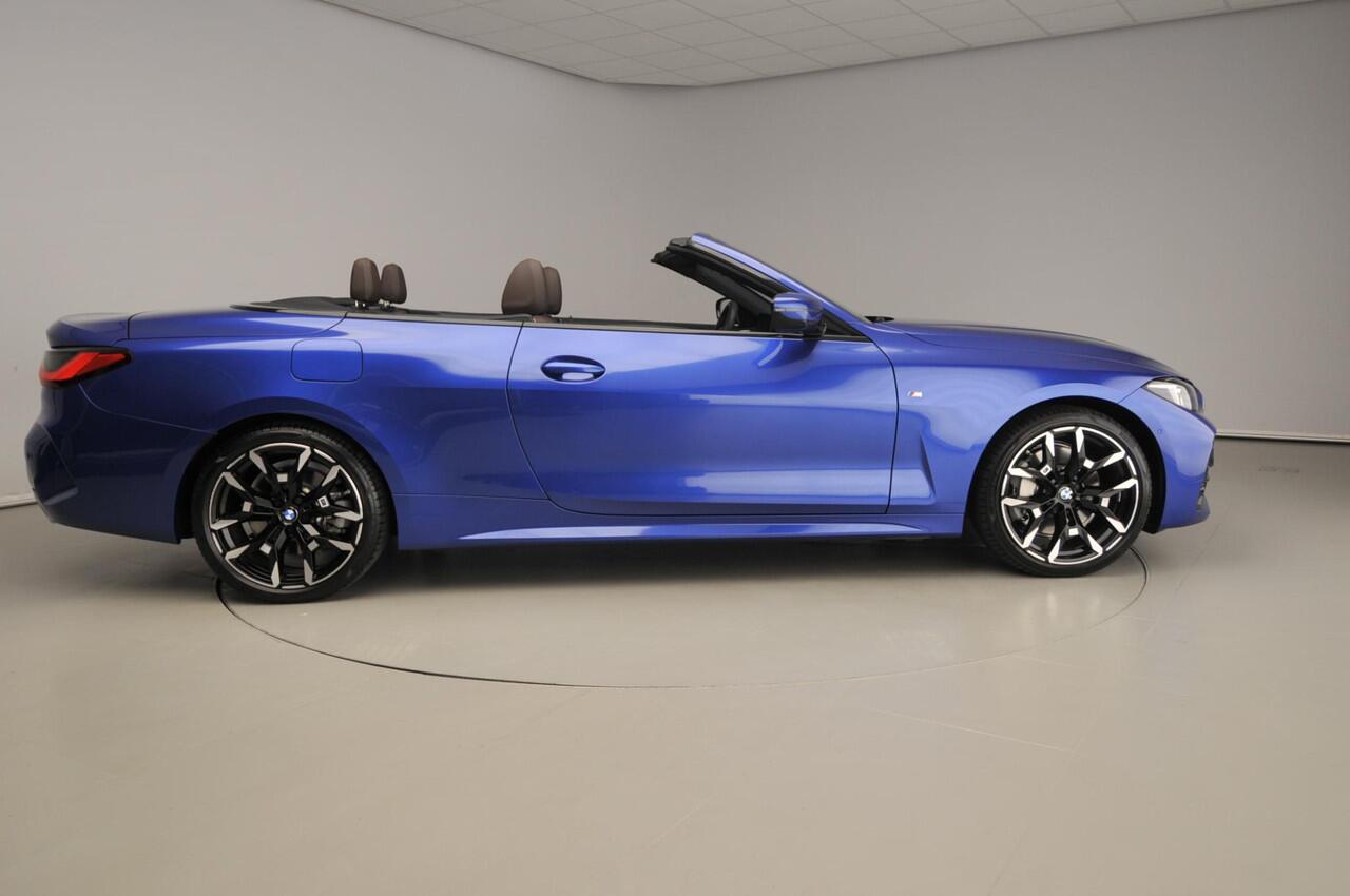 BMW 4-SERIE Cabrio 430i xDrive | M-Sportpakket | LED | Leder | Navigatie | Elektr. zetels | Sportstoelen | DAB | Alu 19 inch