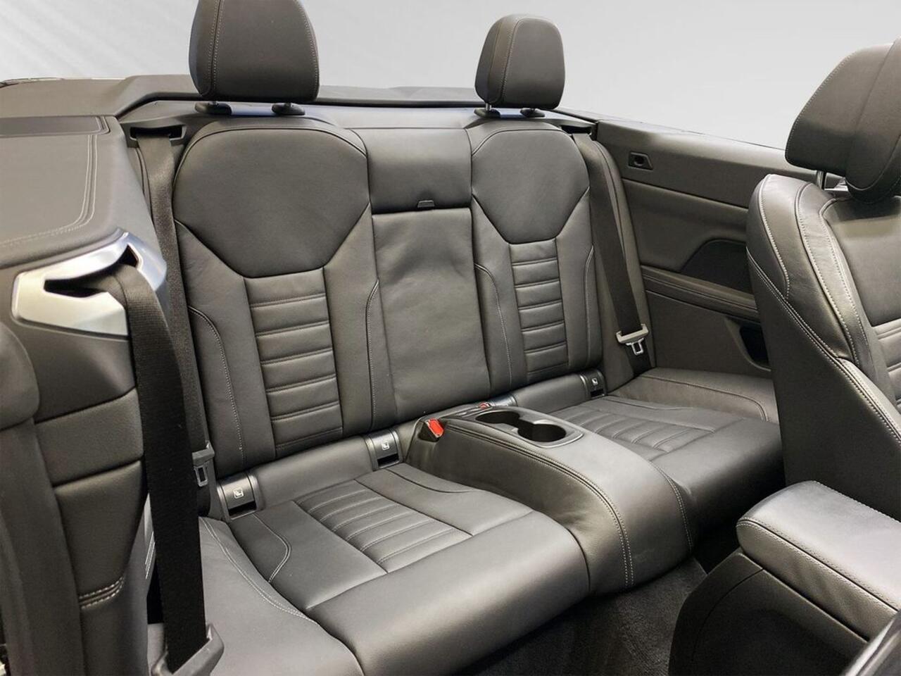 BMW 4-SERIE Cabrio 420d M-Sport ACC HEAD-UP LIVE COCKPIT SPORTSTOELEN STOELVERWARMING STUURVERWARMING