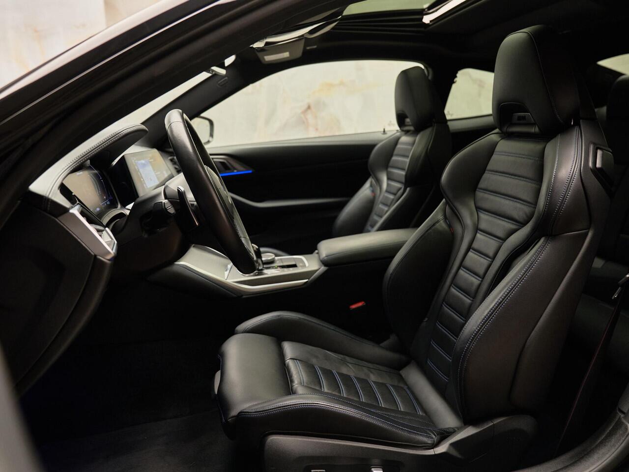 BMW 4-SERIE Coupé M440i M Sport Pro, 20", schuifdak, M stoelen, H/K, laser, HUD, ACC, leder, keyless